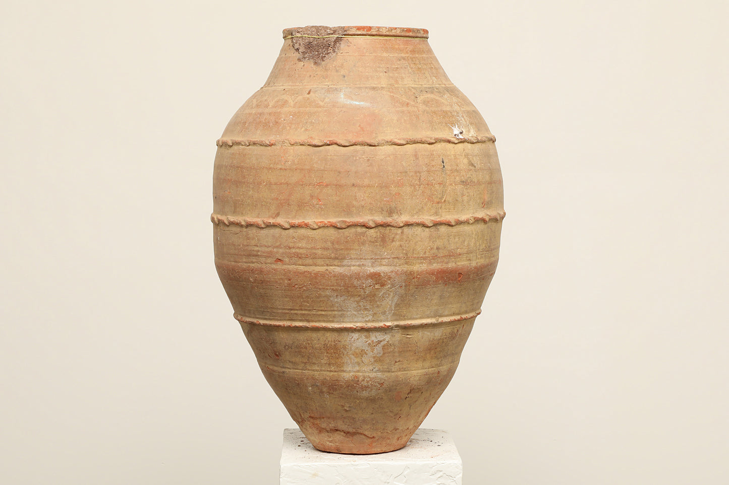 (IWB325) Vintage Turkish Pot (18x18x30)