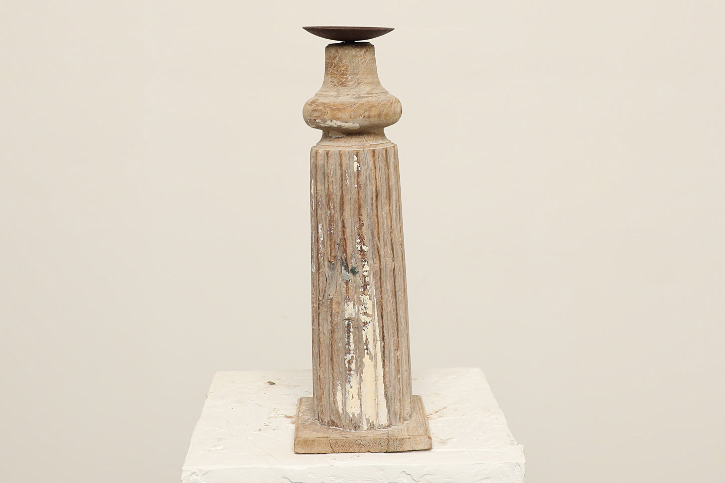 (SCP138) Banister Candle Stand (6x6x16)