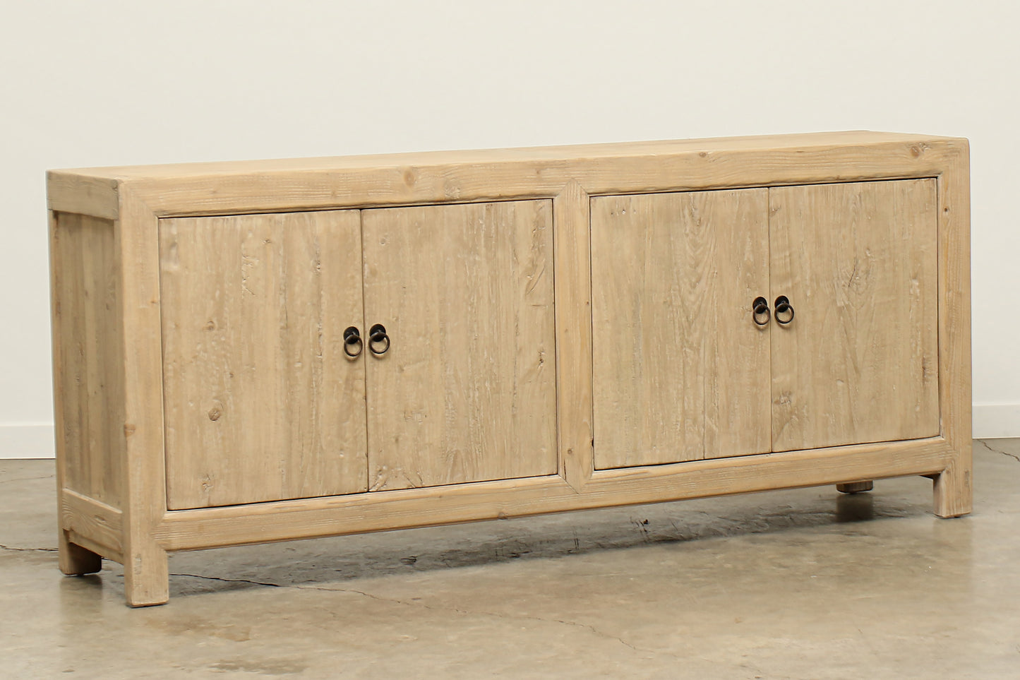 (GAQ110)  Pinot Sideboard (79x18x33)