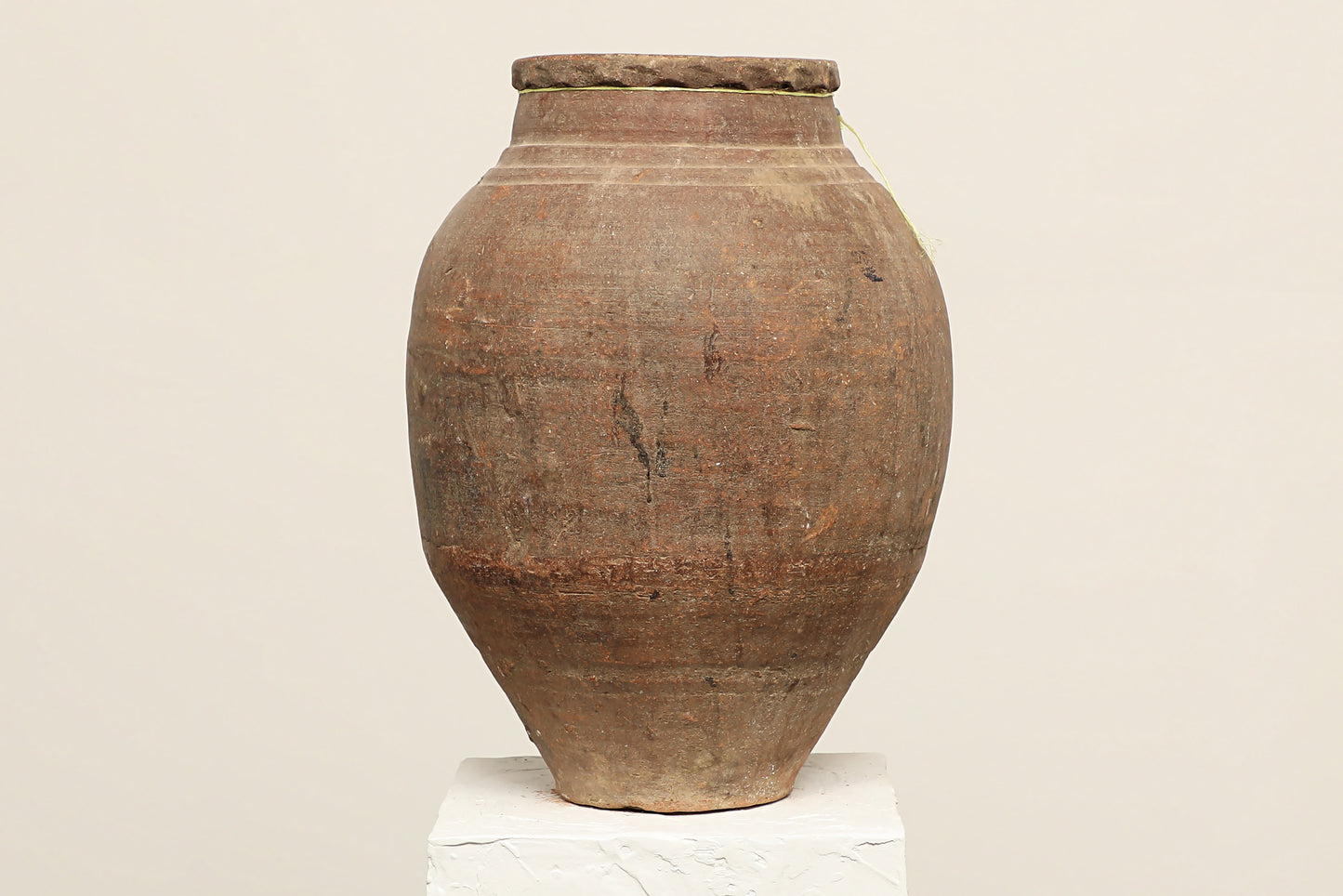 (IWB245) Vintage Turkish Pot (14x14x20)