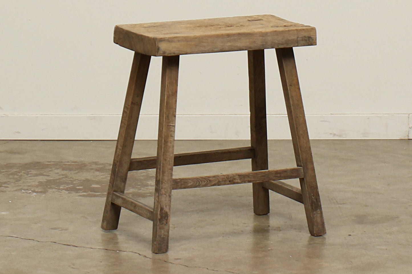(GAL096-L6) Vintage Workman Stool (20x11x24)