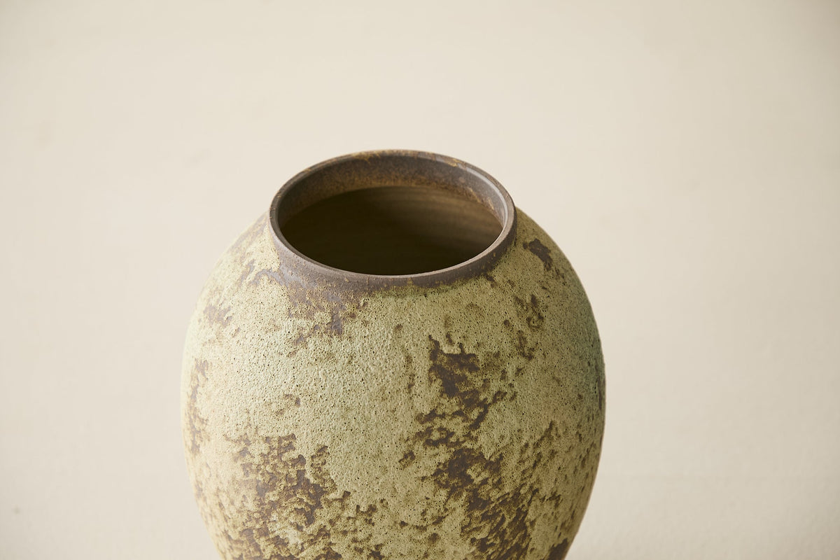 Celadon Porcelain Pot No. N9