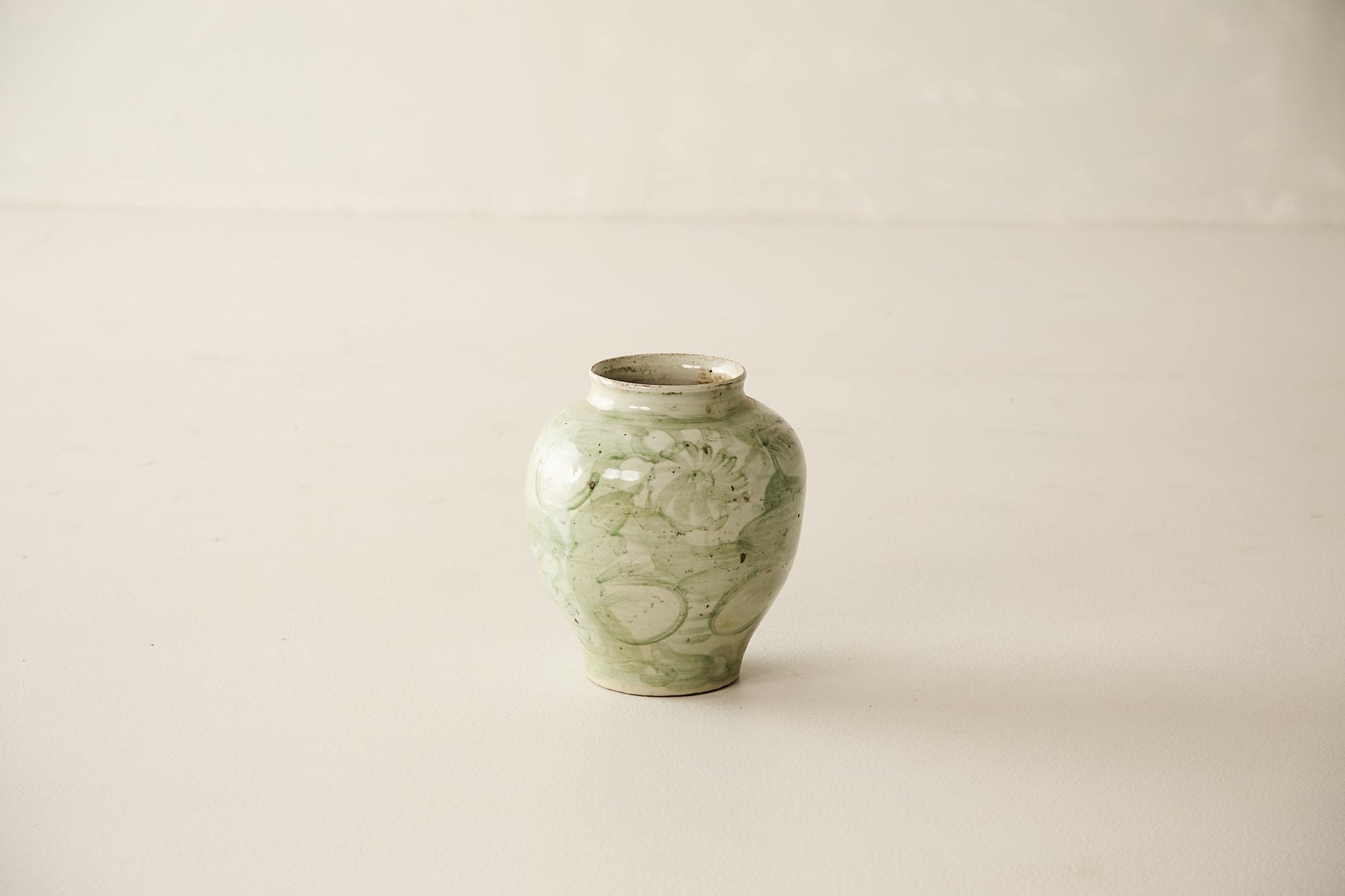 {{ image.alt }}