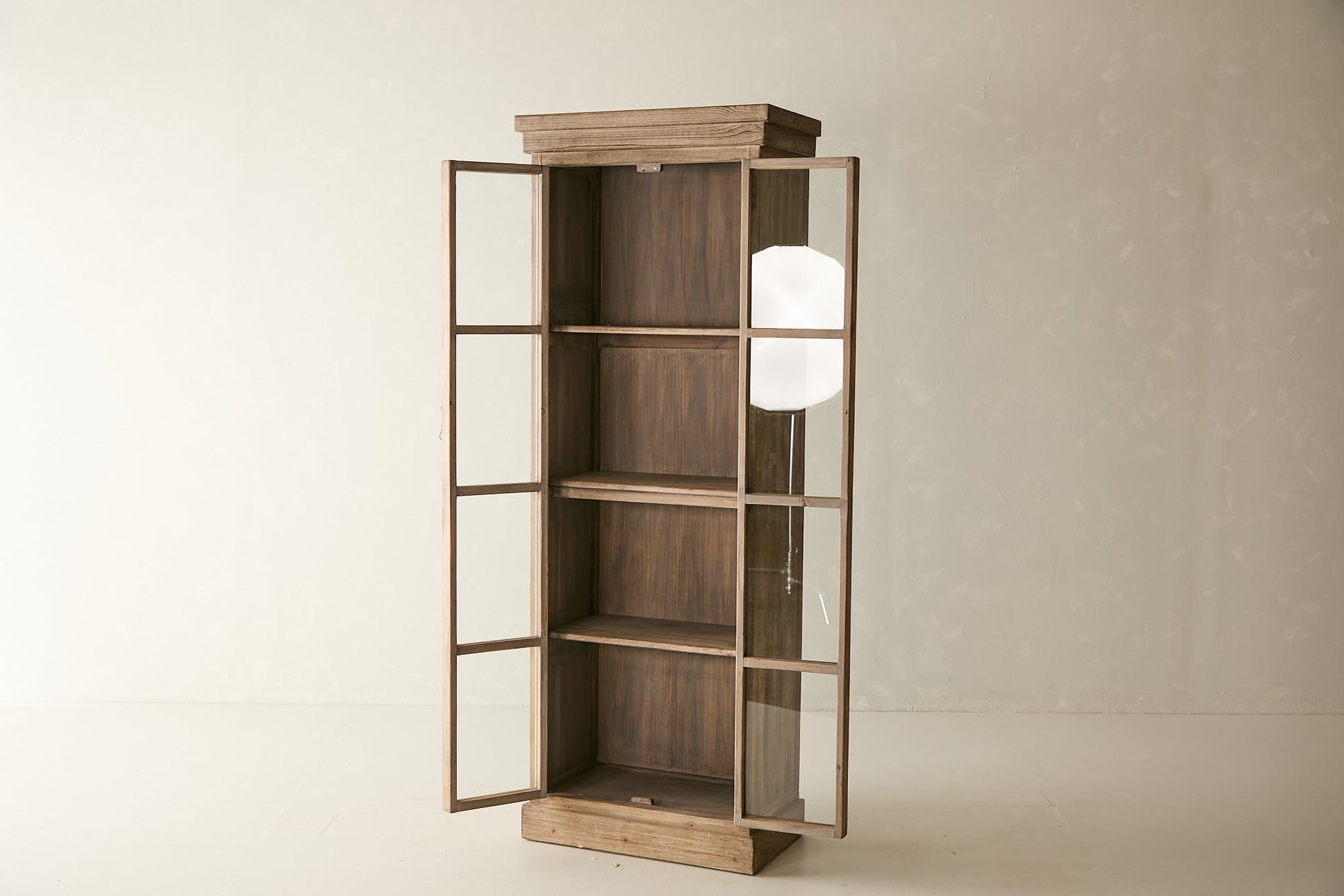 {{ image.alt }}