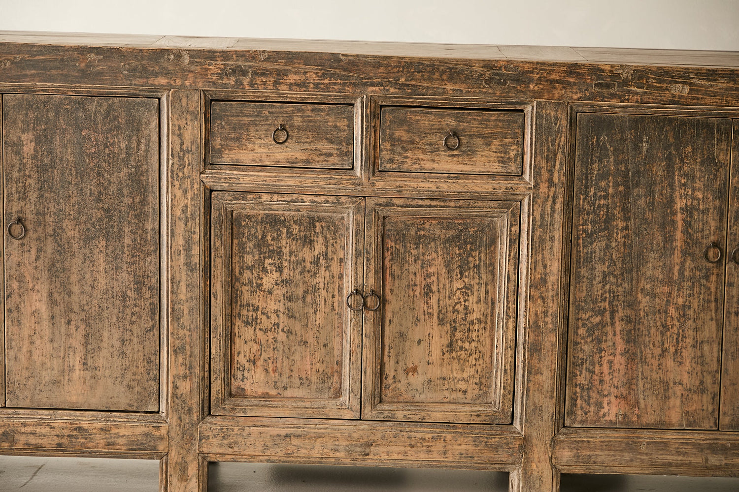 {{ image.alt }}