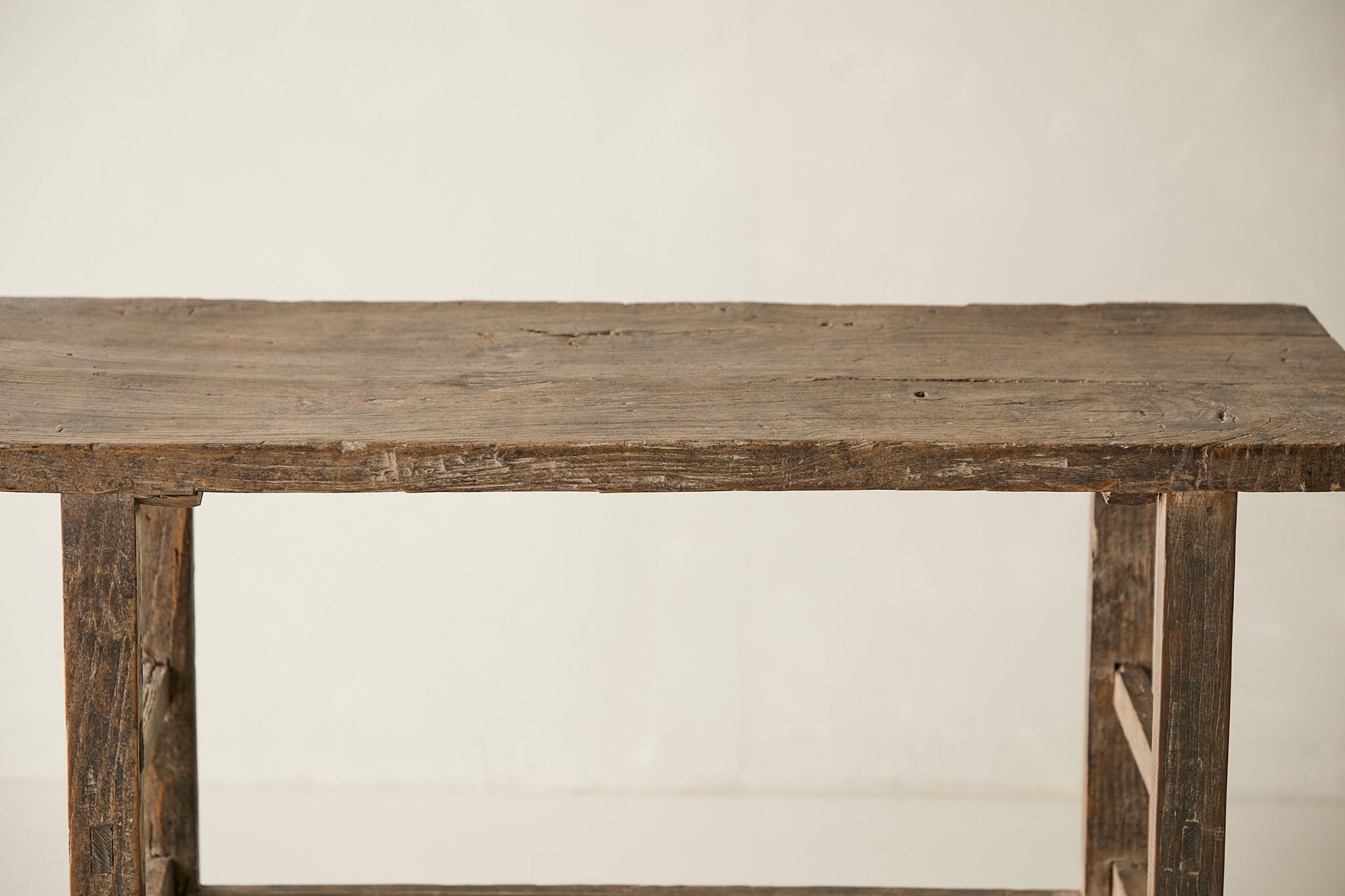 {{ image.alt }}