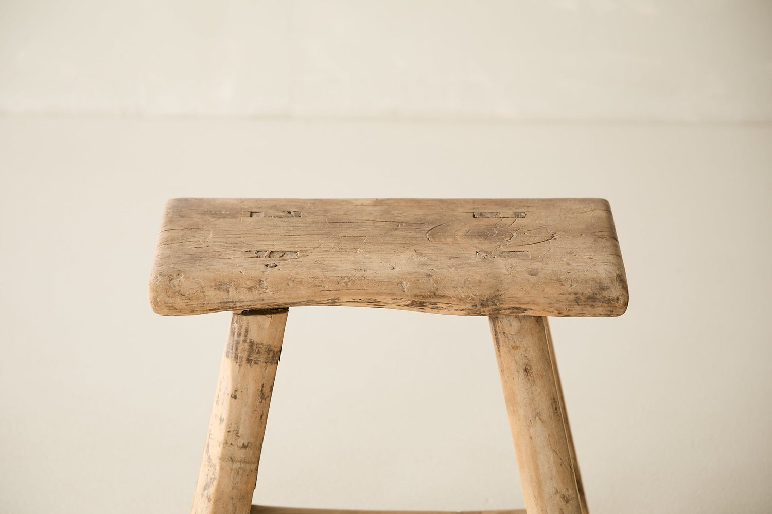 {{ image.alt }}