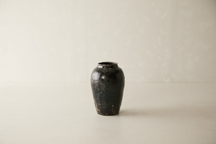 Vintage Black Porcelain Pot - Circa 1940