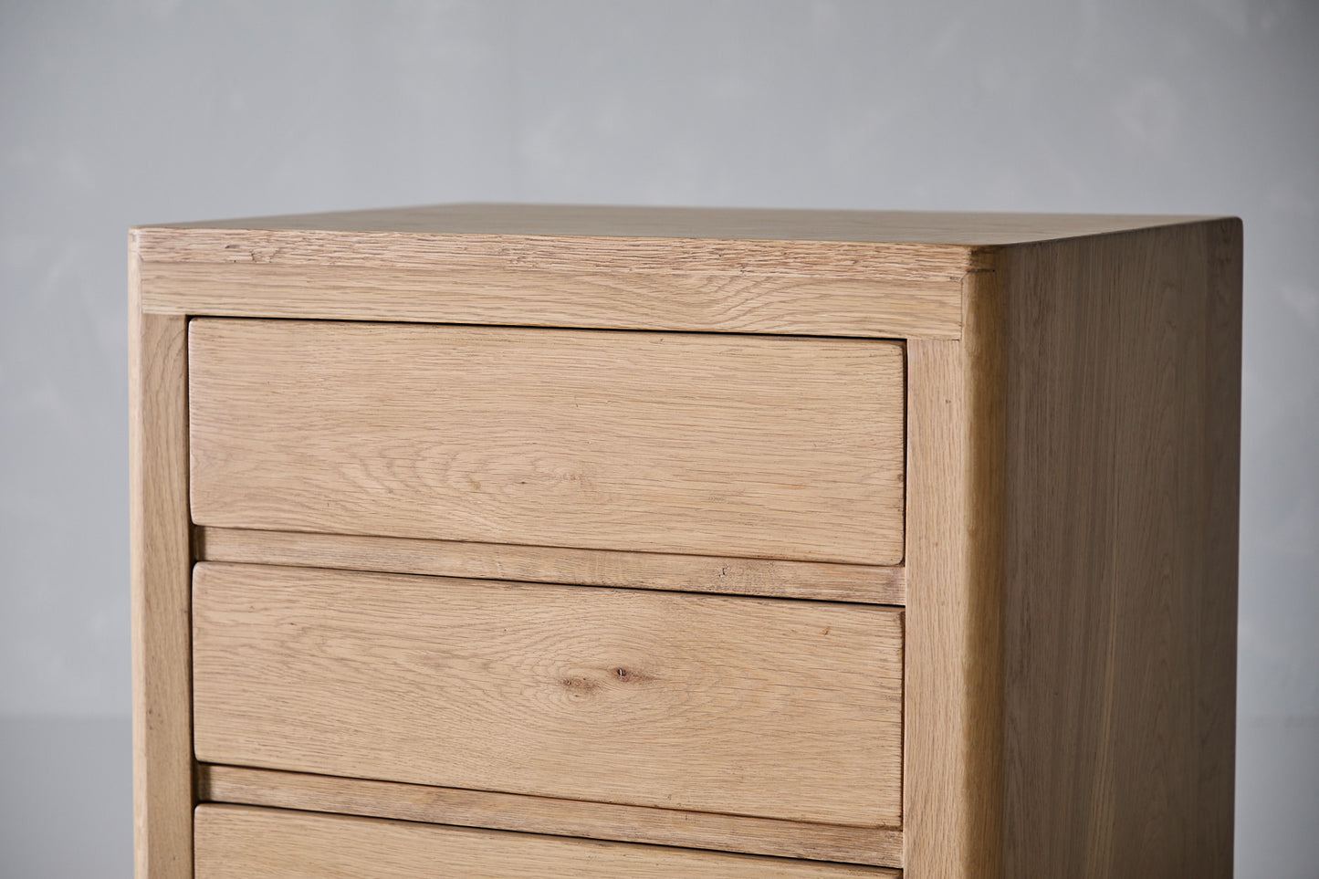Billie Nightstand
