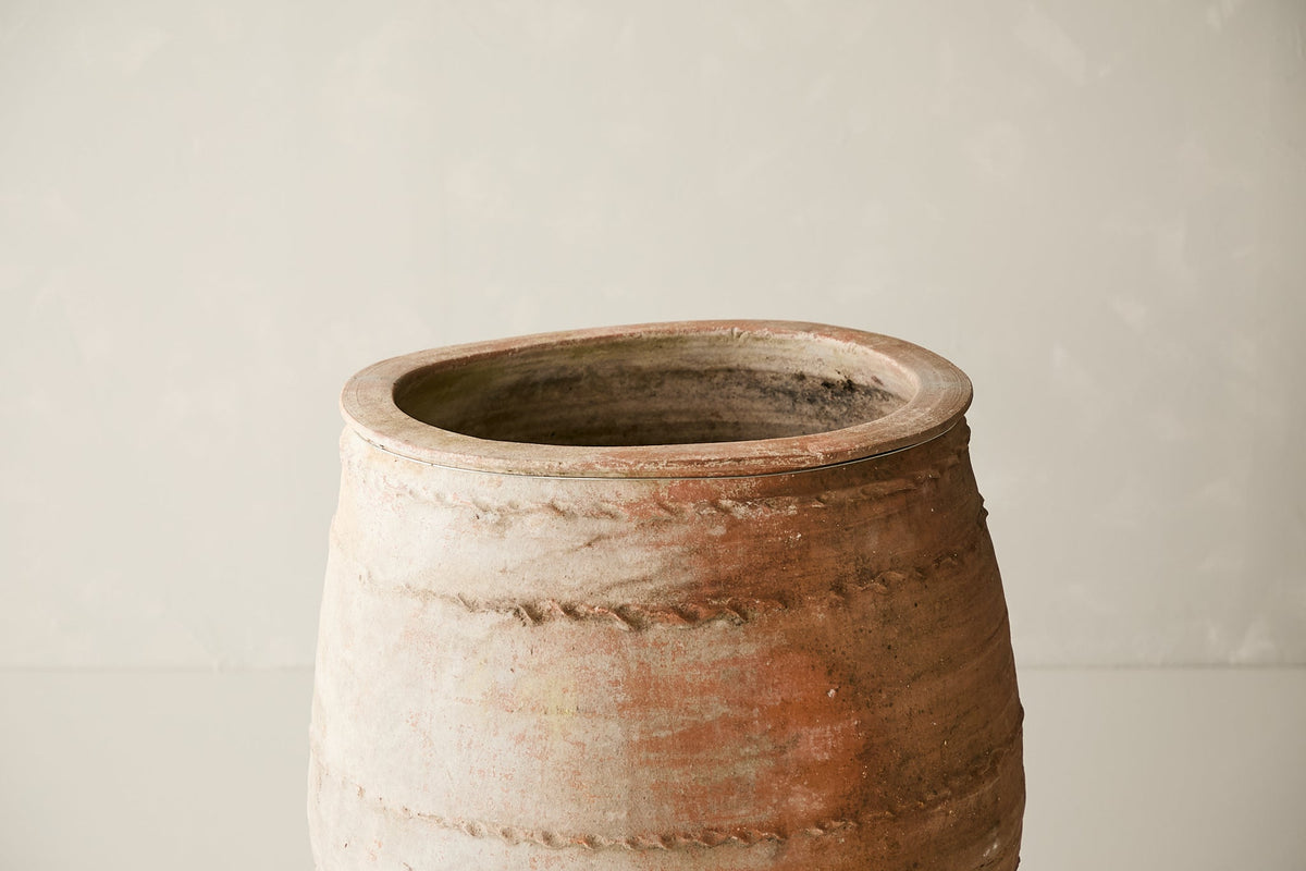 Vintage Turkish Dagar Pot D.006