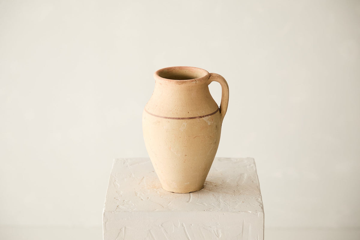 Vintage Turkish Pot D.550