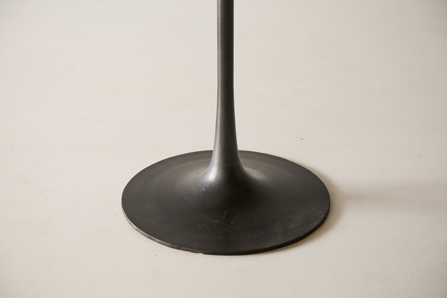 {{ image.alt }}