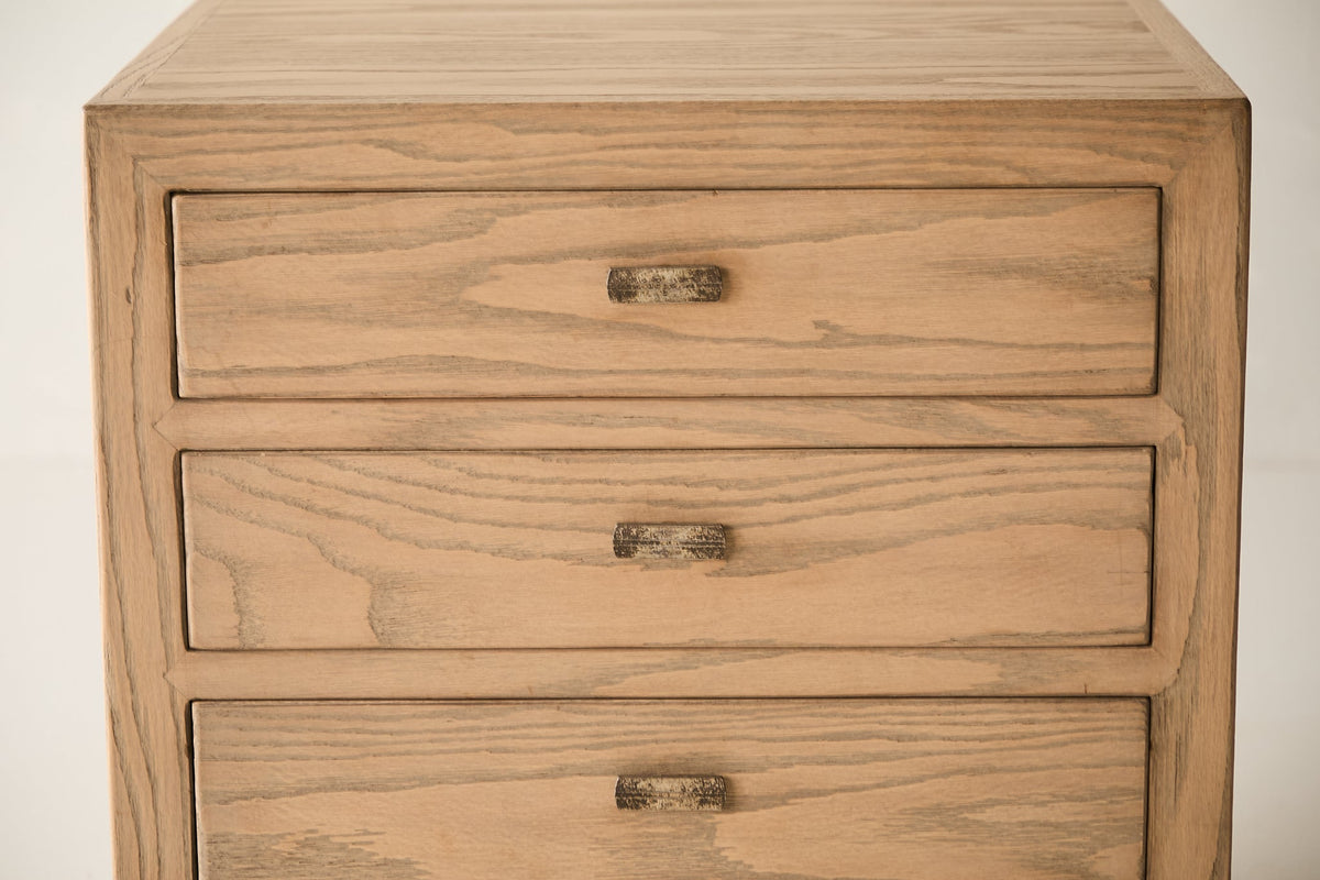Reclaimed White Oak Nighstand AH.102