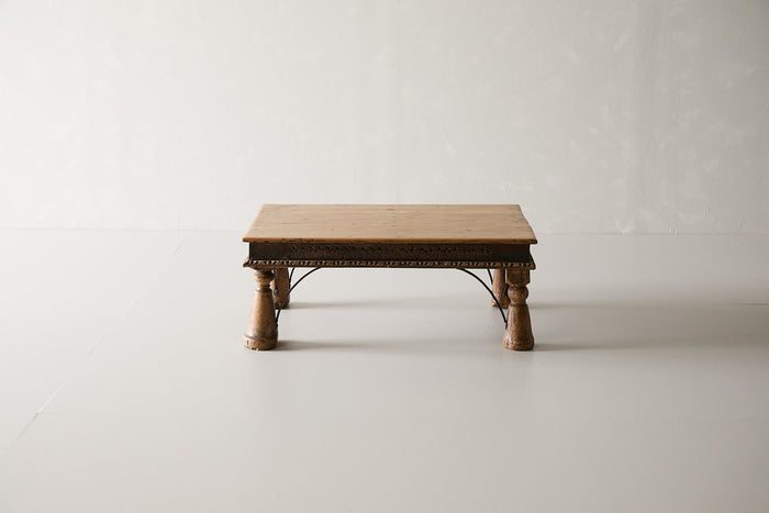 Thakat Coffee Table