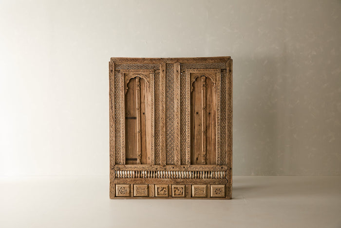 Vintage Haveli Carving