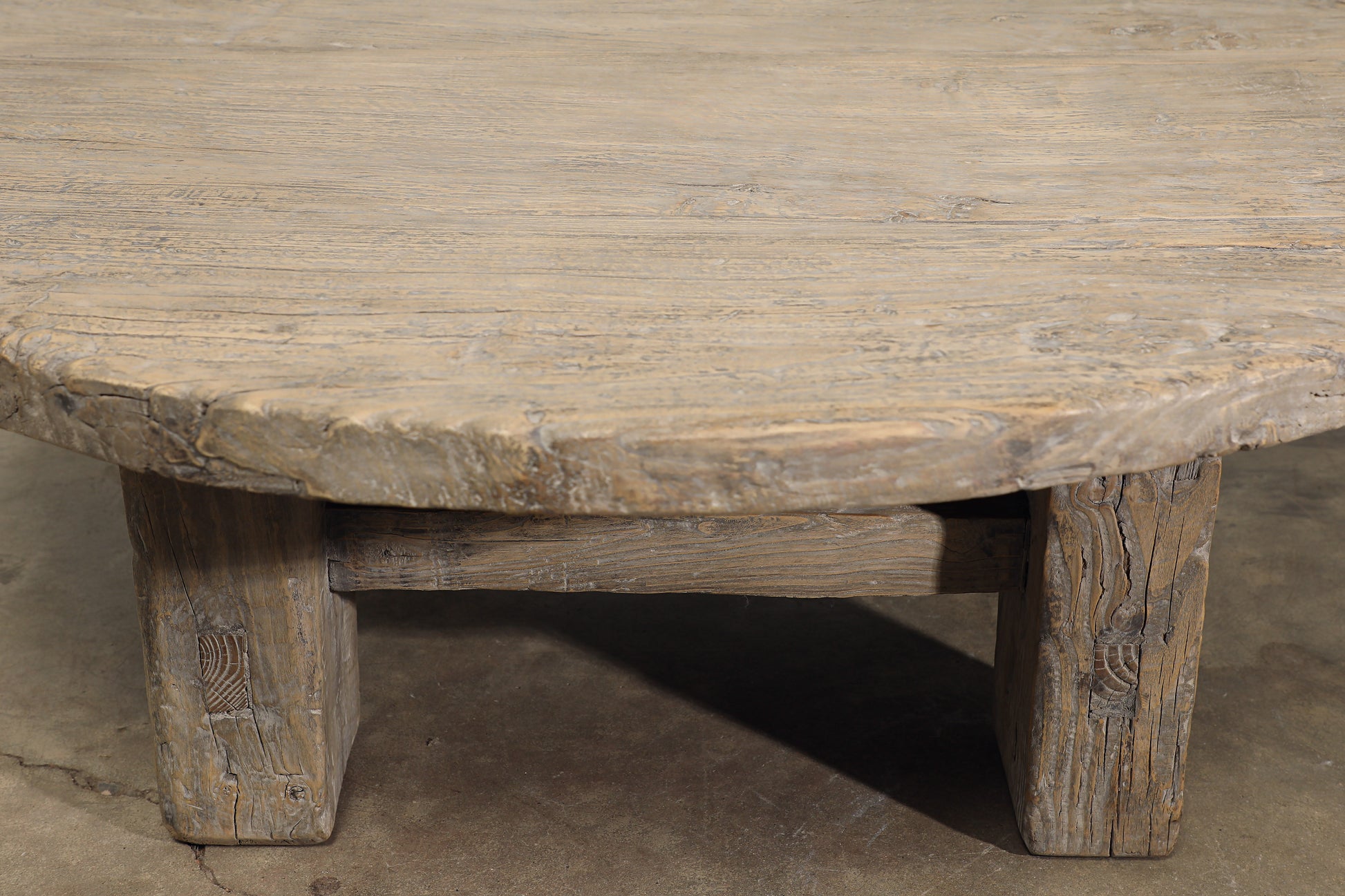 Reclaimed Poplar Wood Wooden Wound Coffee Table with Four Legs and 50" Diameter No. 8 Featuring Its Rich Patina