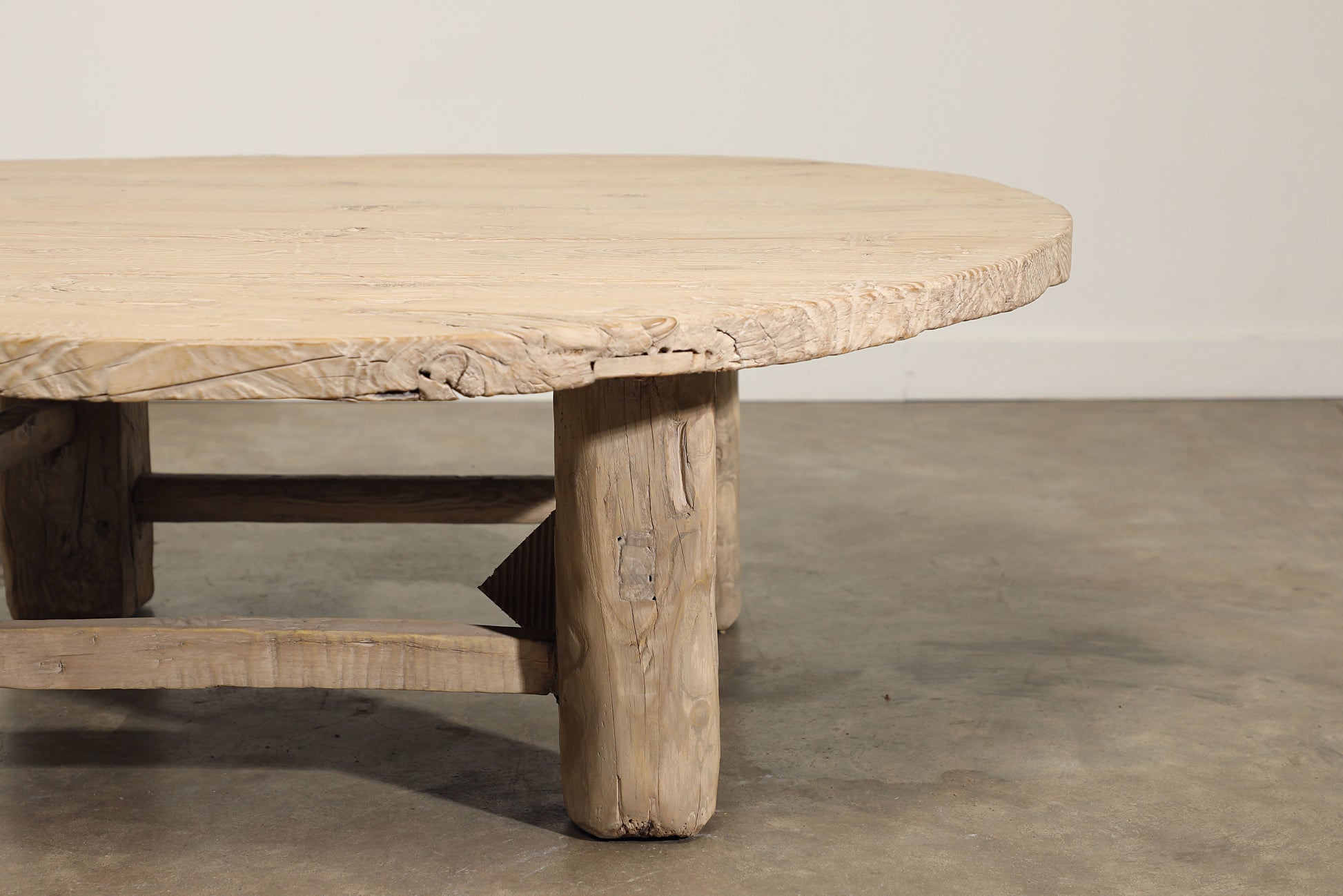 Reclaimed Poplar Wood Wooden Wound Coffee Table with Four Legs and 52" Diameter No. 10
