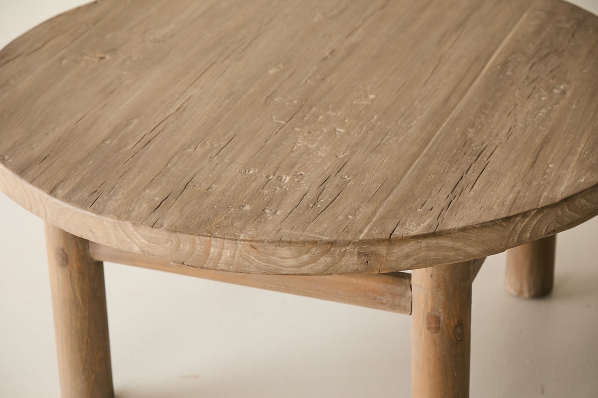 Vail 40" Coffee Table - Aged Brown