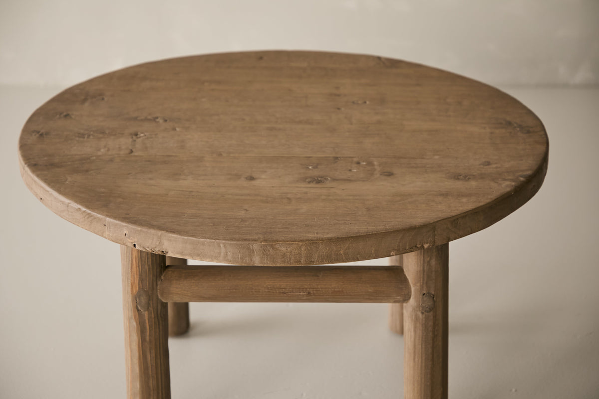 Vail 32" Coffee Table - Aged Brown