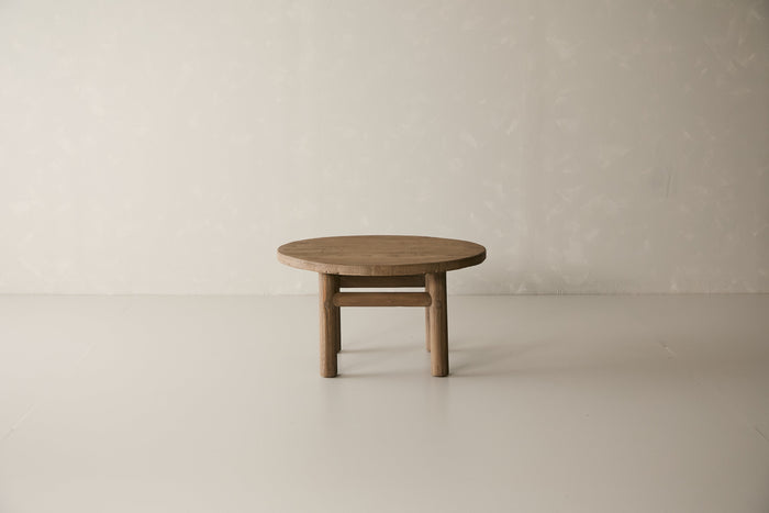 Vail 32" Coffee Table - Aged Brown