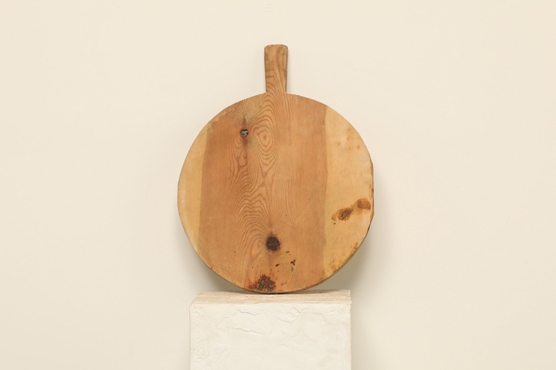 Vintage Bread Board II elevate your home with a 16x1x21 vintage wood round bread board—rustic charm, rich patina, and timeless decor perfect for walls, shelves, or countertops.