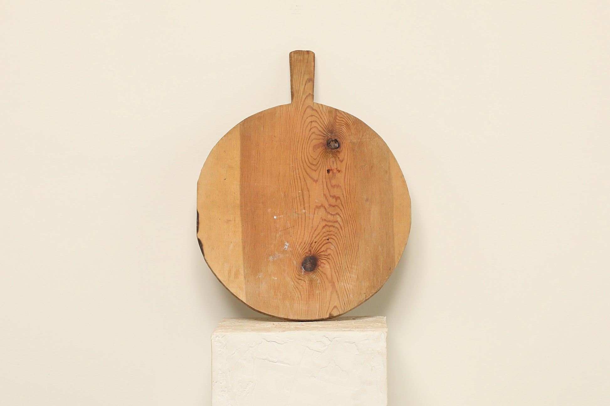 Vintage Bread Board II elevate your home with a 16x1x21 vintage wood round bread board—rustic charm, rich patina, and timeless decor perfect for walls, shelves, or countertops.