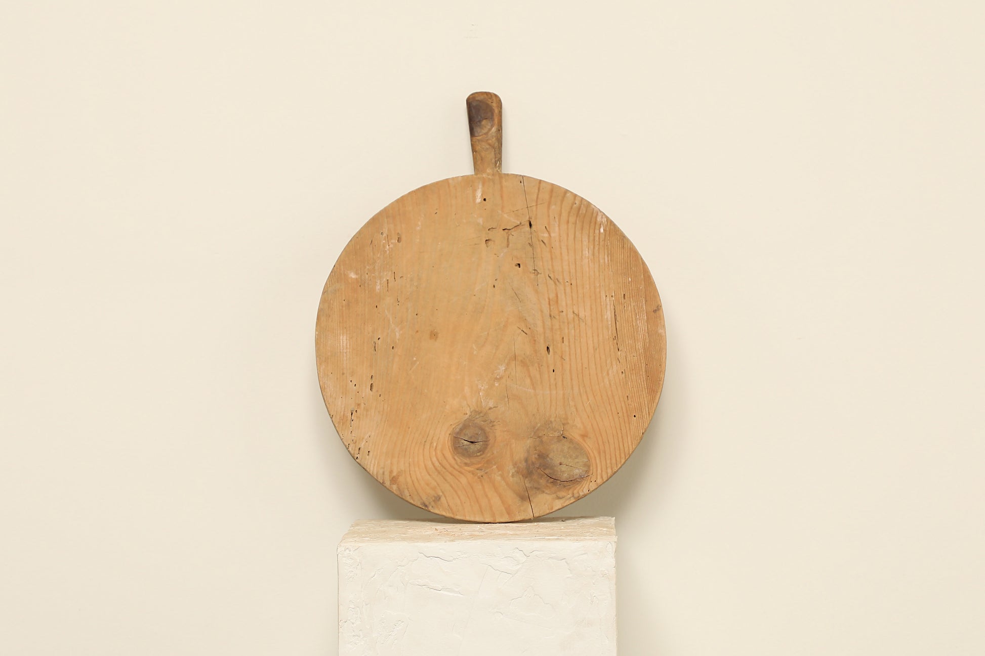 Vintage Bread Board IV elevate your home with a 16x1x21 vintage wood round bread board—rustic charm, rich patina, and timeless decor perfect for walls, shelves, or countertops.