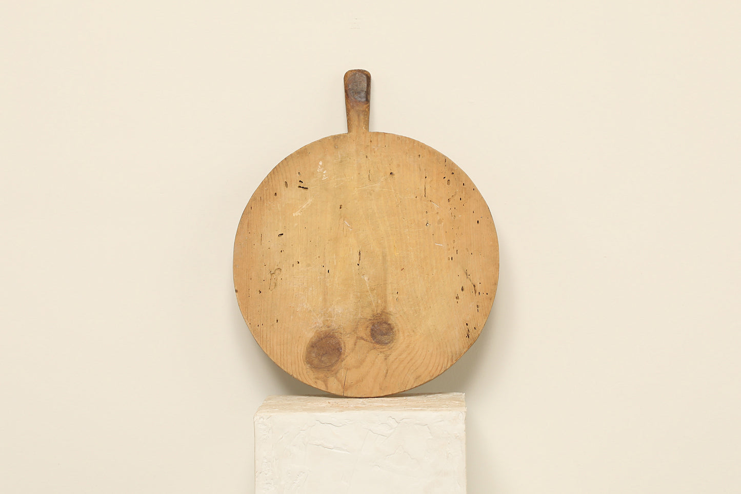 Vintage Bread Board IV elevate your home with a 16x1x21 vintage wood round bread board—rustic charm, rich patina, and timeless decor perfect for walls, shelves, or countertops.