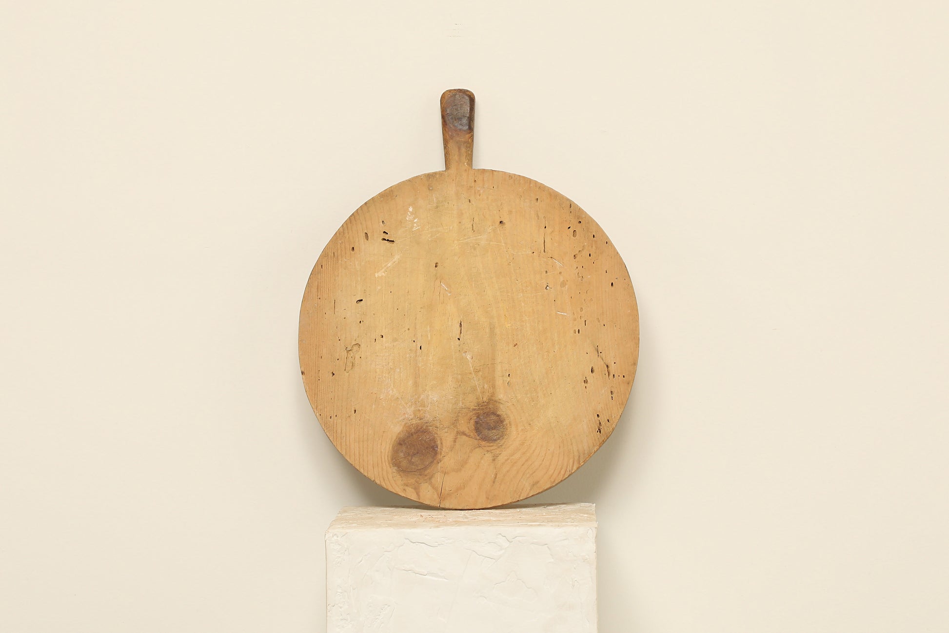 Vintage Bread Board IV elevate your home with a 16x1x21 vintage wood round bread board—rustic charm, rich patina, and timeless decor perfect for walls, shelves, or countertops.
