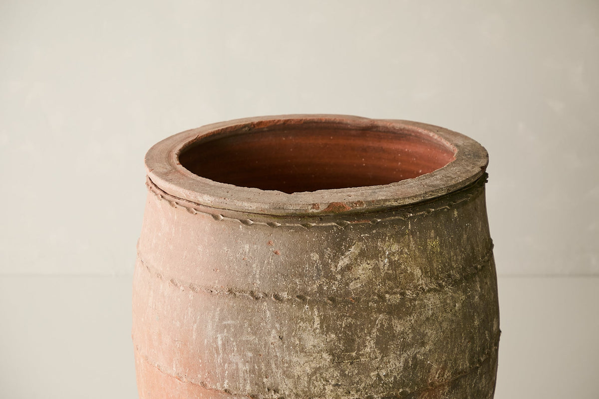 Vintage Turkish Dagar Pot D.004