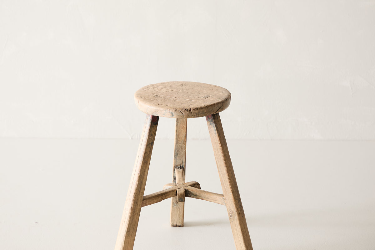Vintage Elm Stool AE.170 - Circa 1925