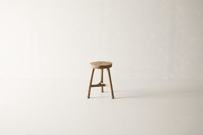 Vintage Elm Stool AE.180 - Circa 1945