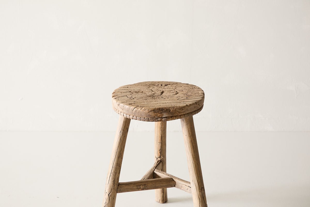 Vintage Elm Stool AE.180 - Circa 1945