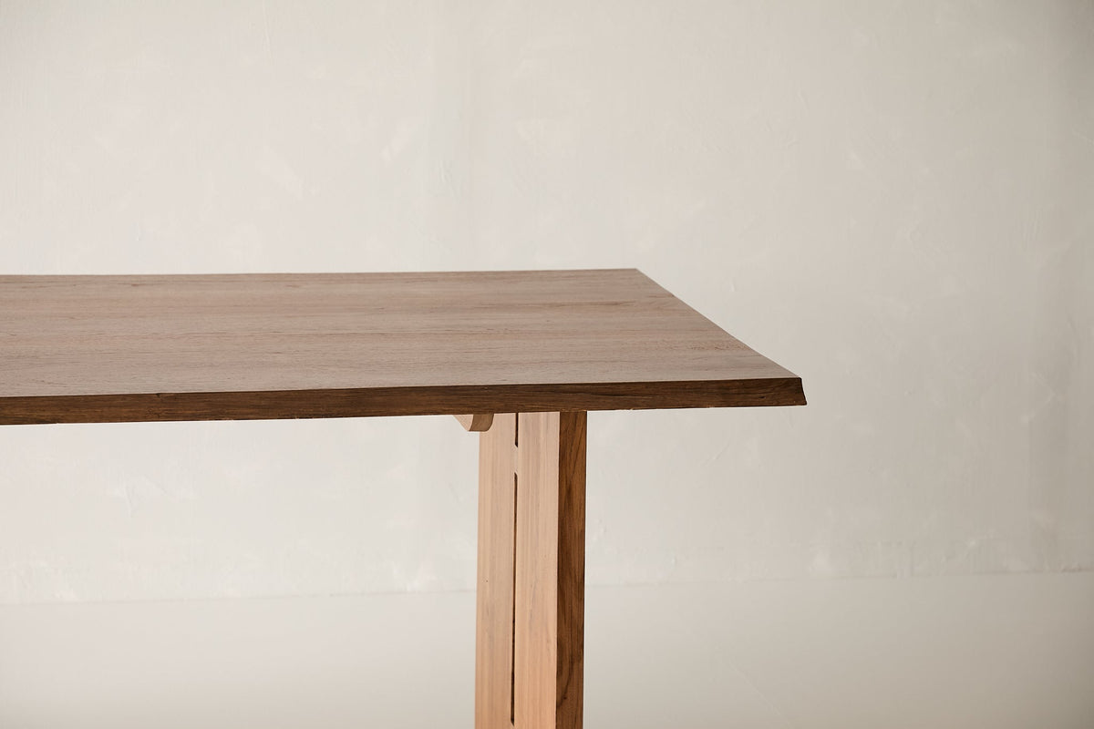 Sable Dining Table