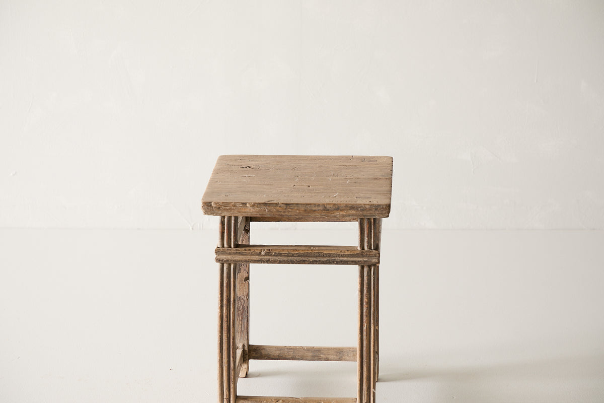 Vintage Elm Side Table AE.135 - Circa 1875