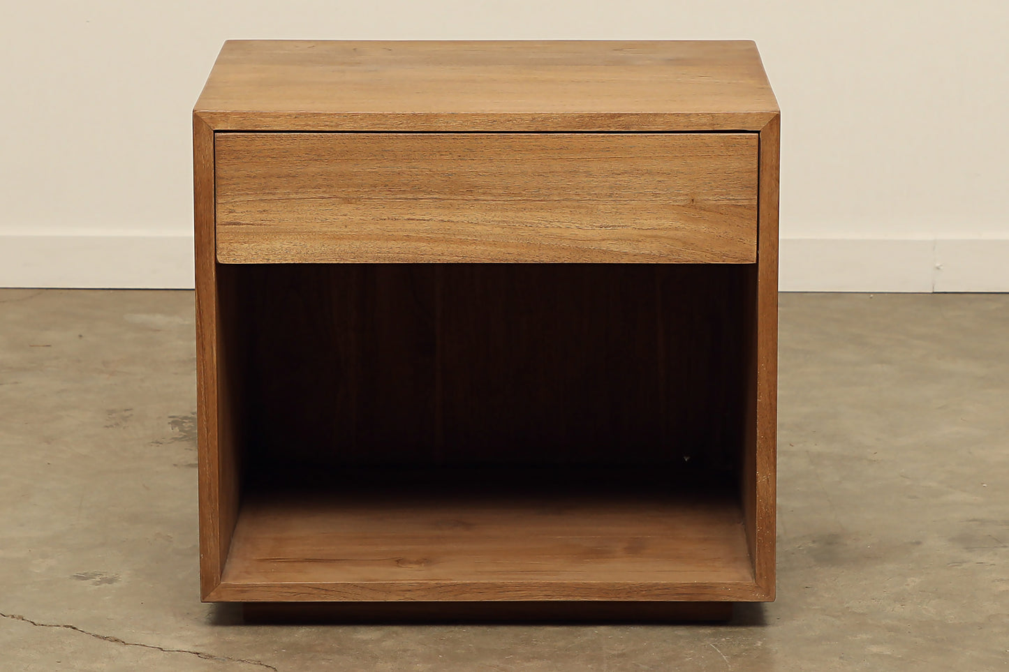 Sable Nightstand