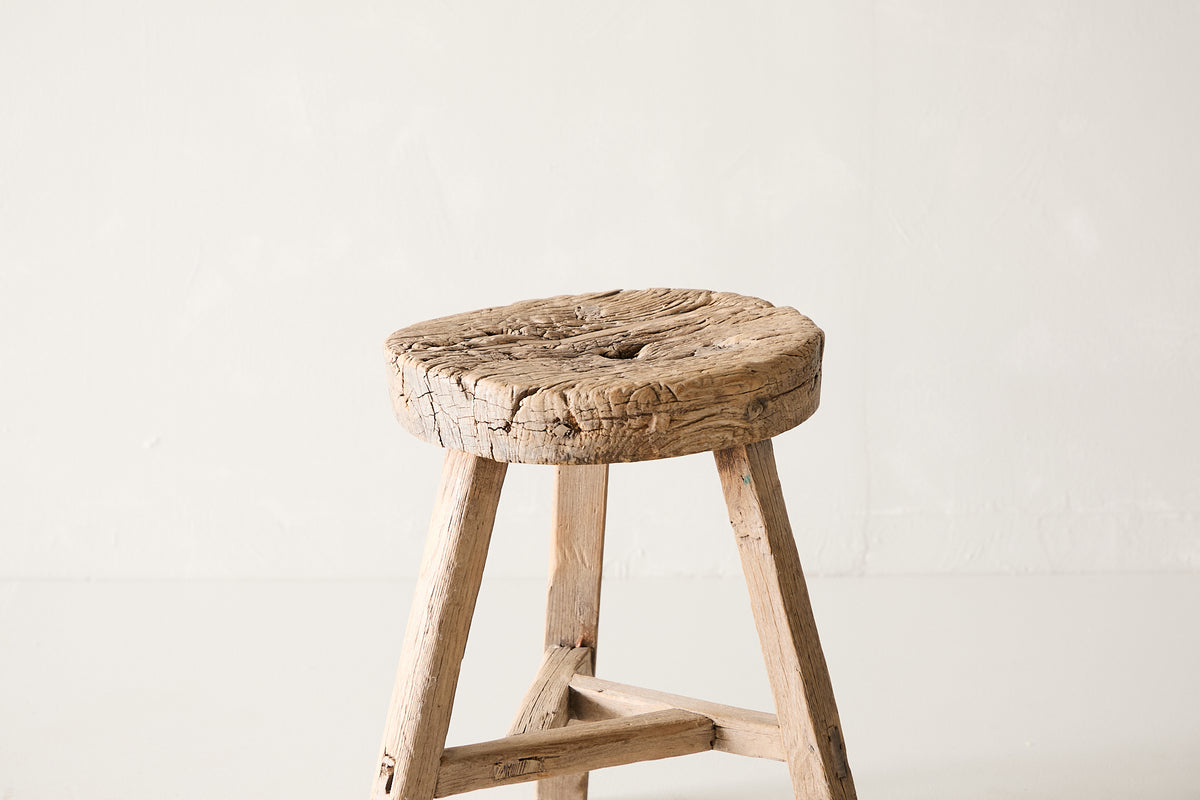 Vintage Elm Stool AE.171 - Circa 1925