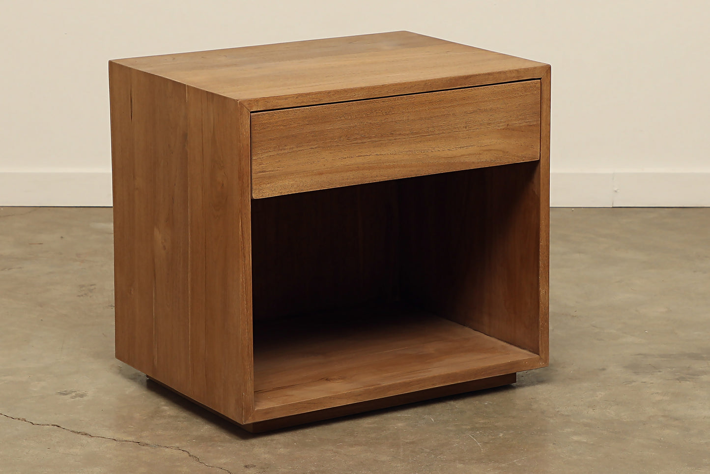 Sable Nightstand