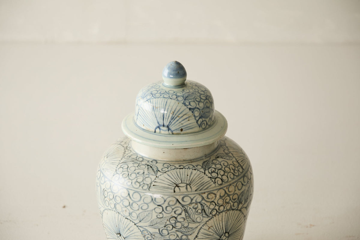 Porcelain Ginger Jar No. L6