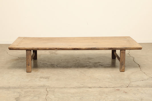 (GAZ058) Vintage Elm Coffee Table - Circa 1945 (89x37x18)