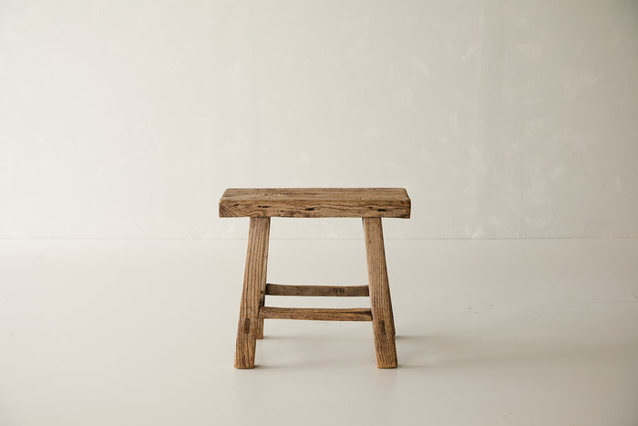 (GAZ154-AF26) Vintage Ranch Stool (24x11x21)