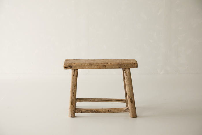 (GAZ154-AF18) Vintage Ranch Stool (27x10x20)