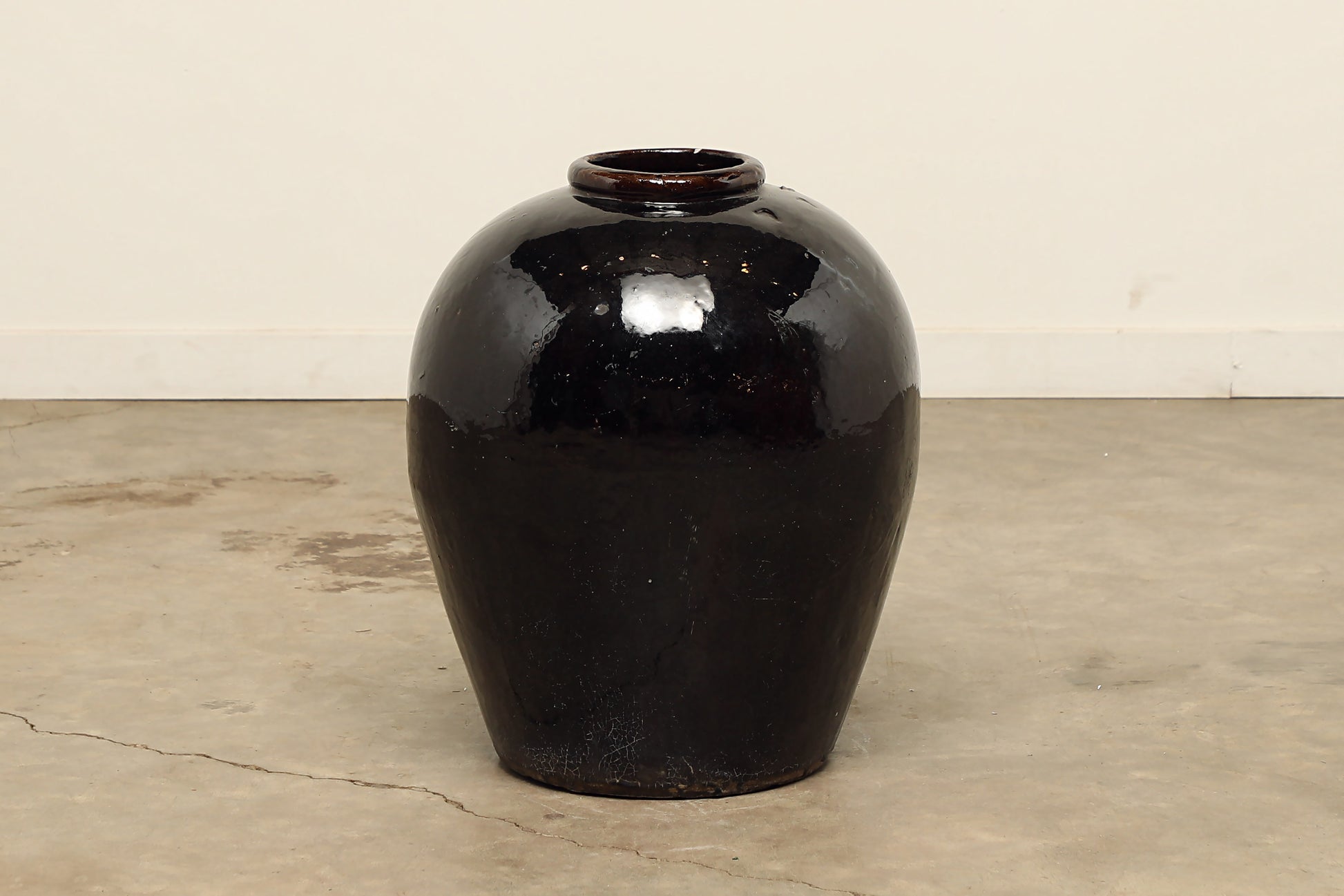 Antique Vintage Jiangsu Pot no.24 Black Ceramic Floor Vase