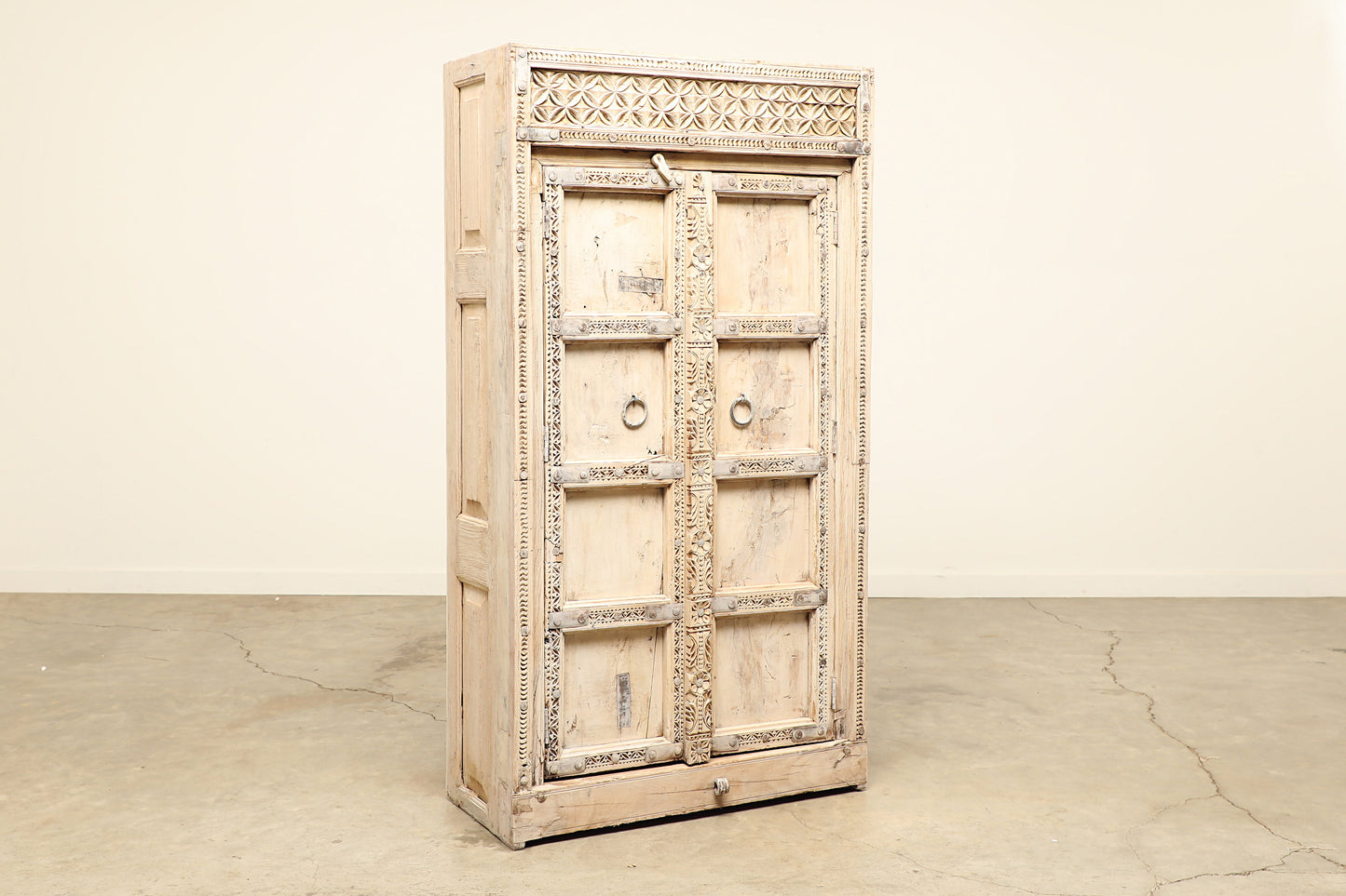(SCG073) Old Door Cabinet (36x16x67)
