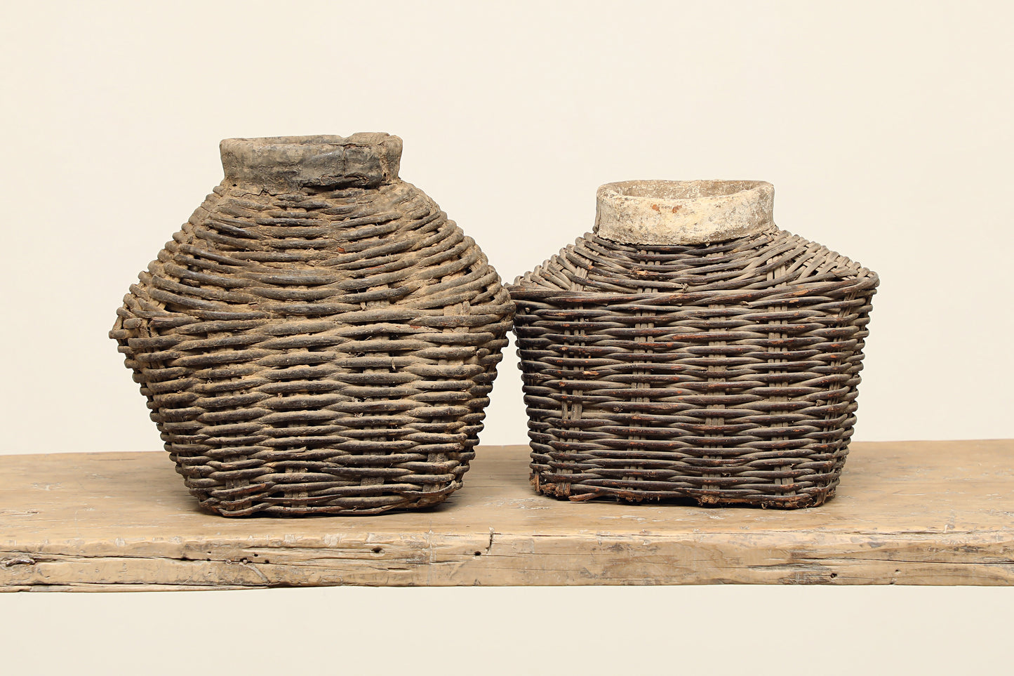 (GAT002) Vintage Willow Basket - Circa 1924 (10x6x10)