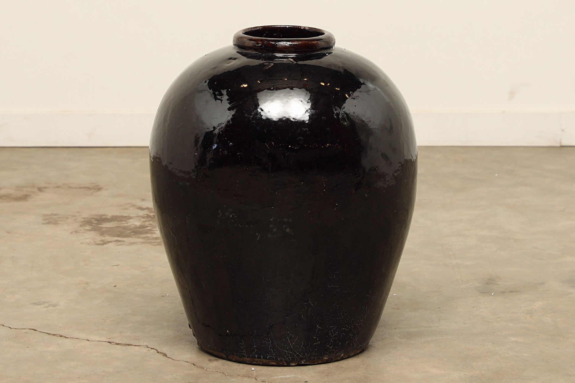 Antique Vintage Jiangsu Pot no.24 Black Ceramic Floor Vase