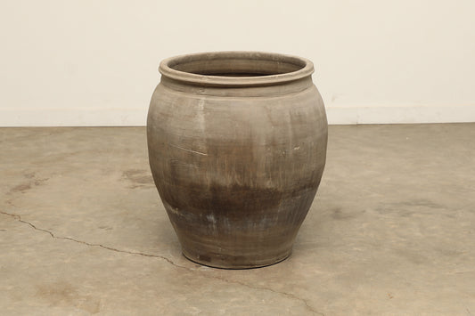 (GAV035) Vintage Shanxi Water Pot - Circa 1820 (24x24x27)