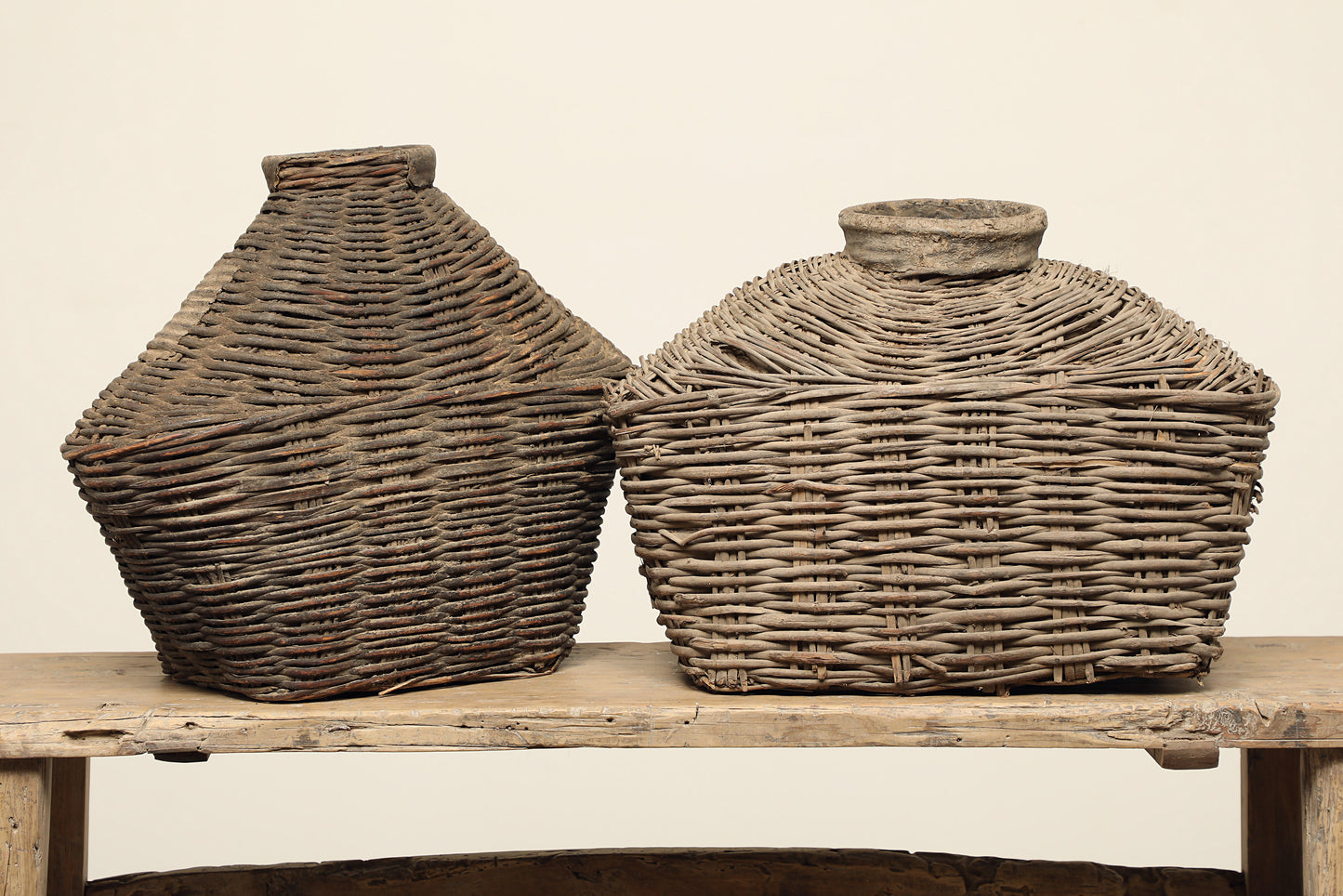(GAT001) Vintage Willow Basket - Circa 1924 (24x9x17)