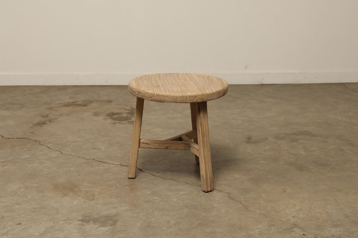 (GAT103) Forest Side Table (20x20x20)
