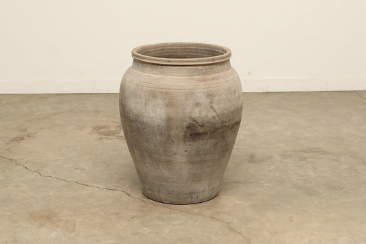 (GAV034) Vintage Shanxi Water Pot - Circa 1820 (21x21x27)